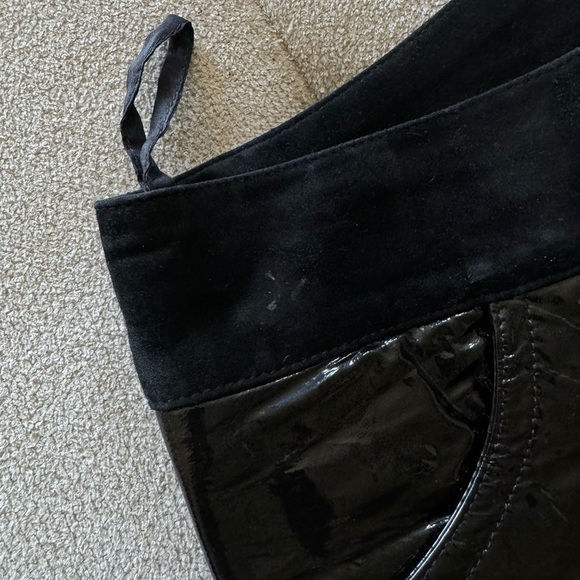 Chanel Black Patent & Suede Pants – CC Logo, Straight-Leg Size S (RARE) - Picture 6 of 13